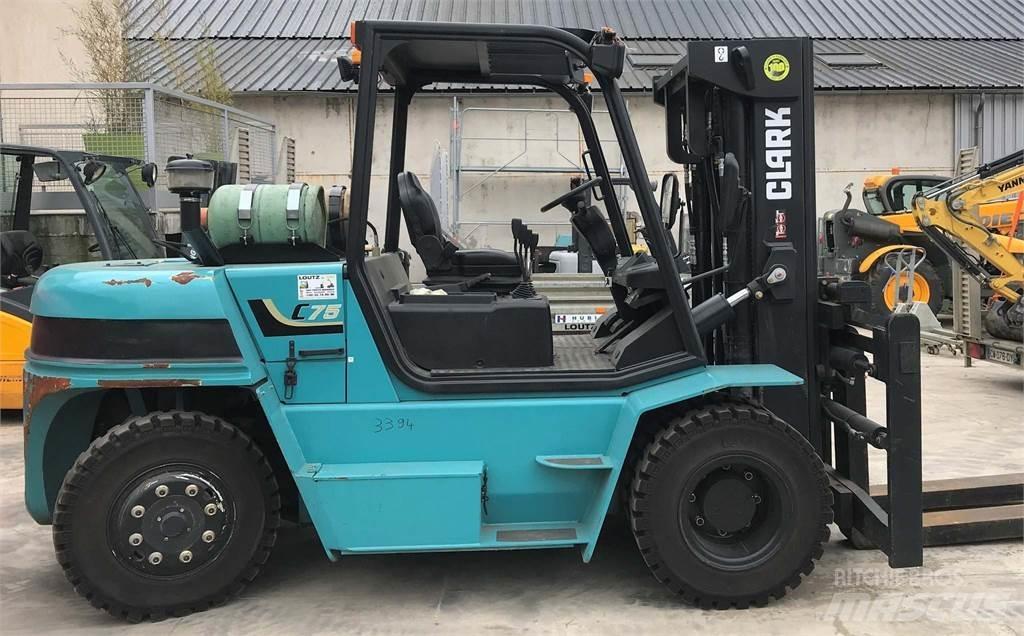 Clark C75L Gaffeltrucks - andre