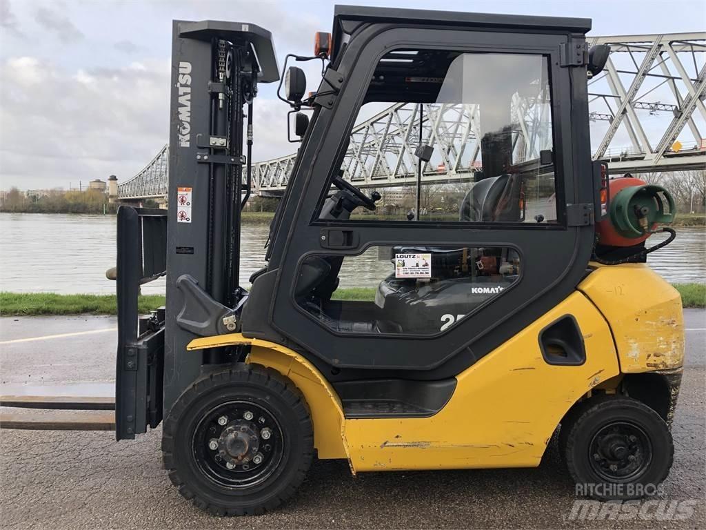 Komatsu FG25 Gaffeltrucks - andre