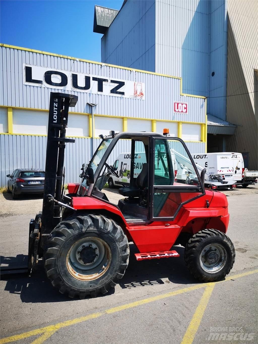 Manitou M26-4 Terrængående gaffeltruck
