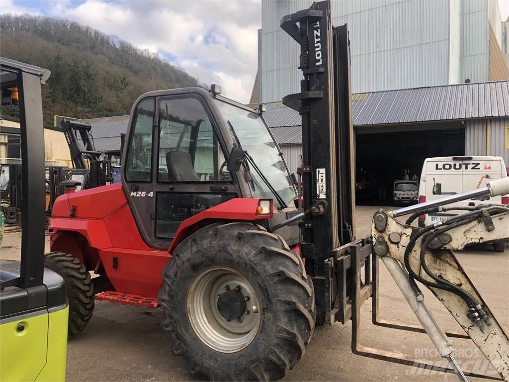 Manitou M26-4 Terrængående gaffeltruck