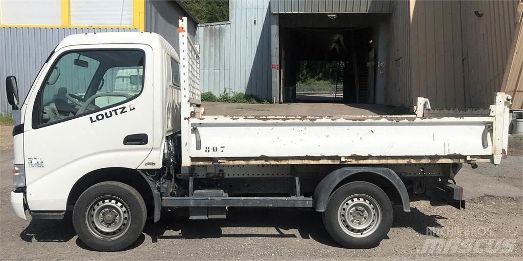Toyota NT21Y Lastbiler med tip