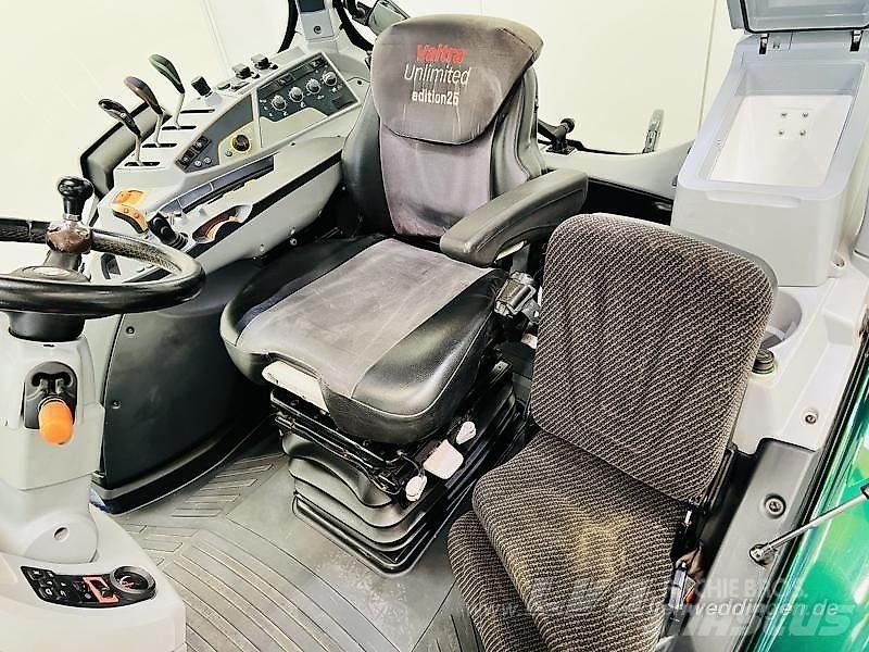Valtra T174 Traktorer