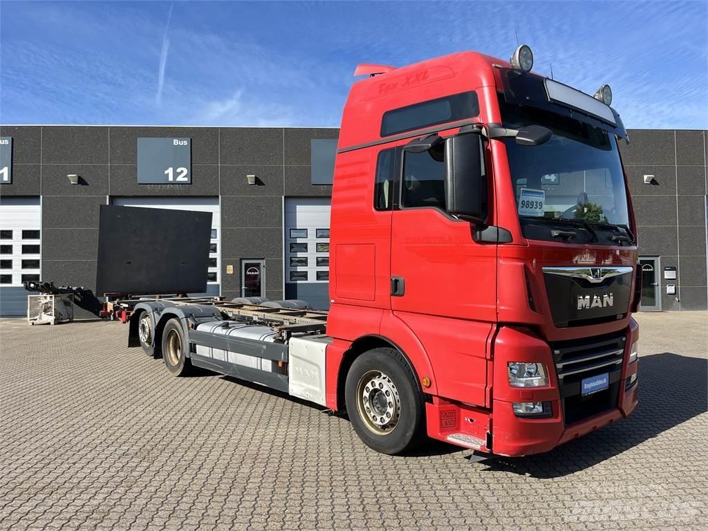 MAN TGX 26.500 6x2 Lastbiler med containerramme / veksellad