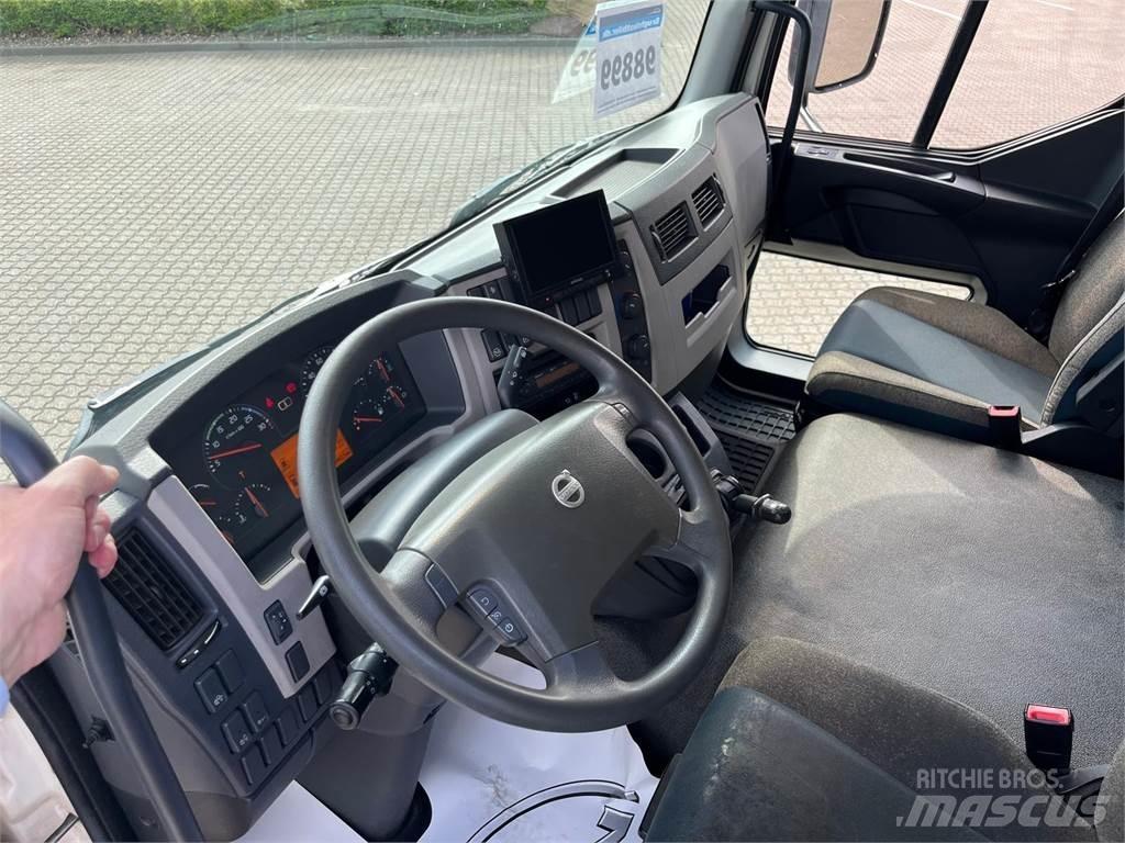 Volvo FL210 Fast kasse
