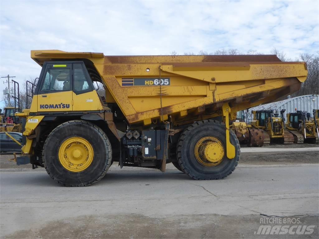 Komatsu HD605-7 Knækstyrede dumpere