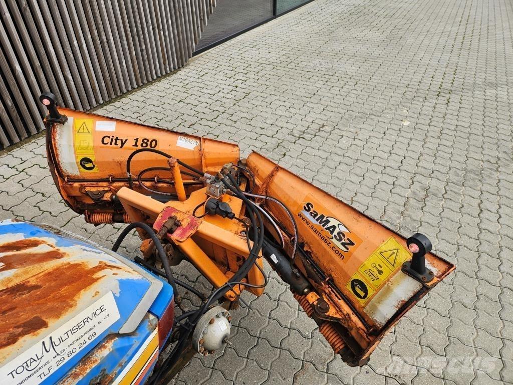 Iseki GEARMODEL Kompakte traktorer