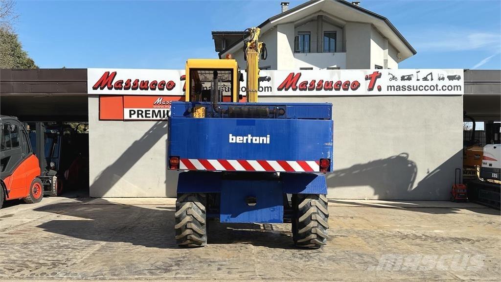 Bertani S3A 4x4 Gravemaskiner på hjul