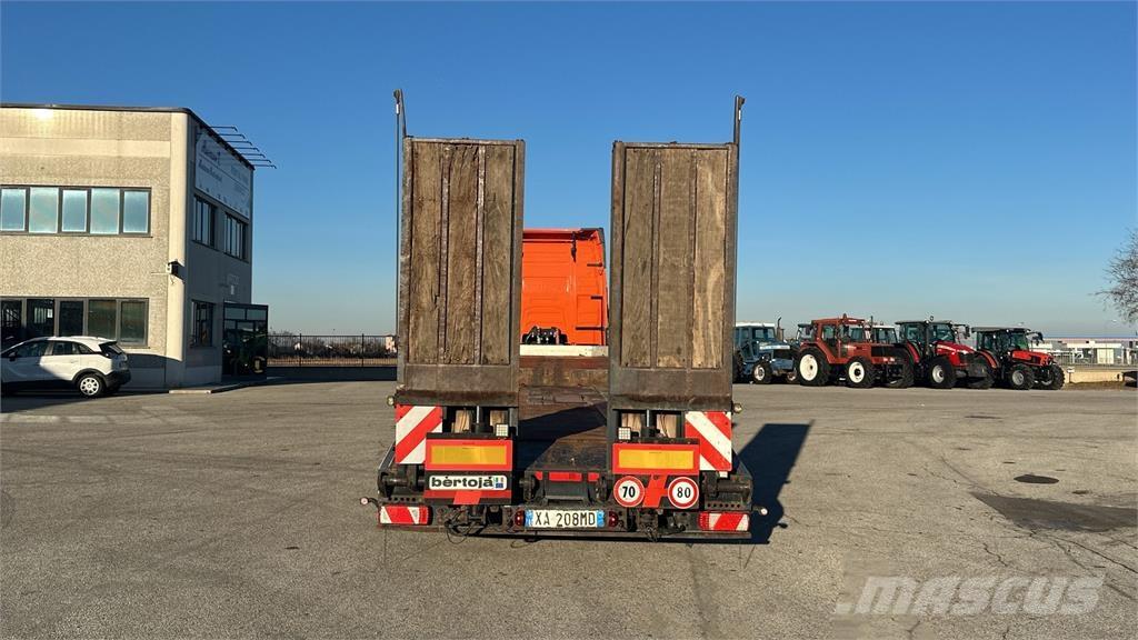 Bertoja R2012 Andre Semi-trailere