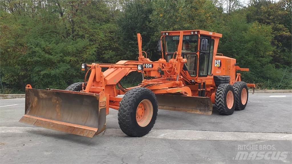 CAT 120H Bulldozer på larvebånd