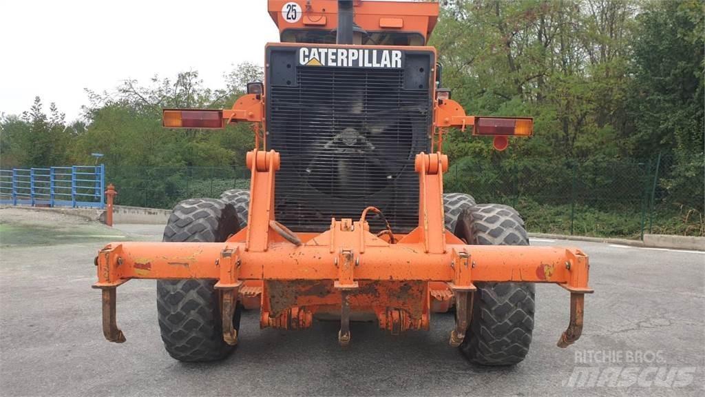 CAT 120H Bulldozer på larvebånd