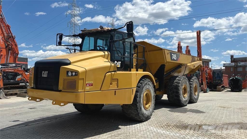 CAT 745C 6X6 Dumpere