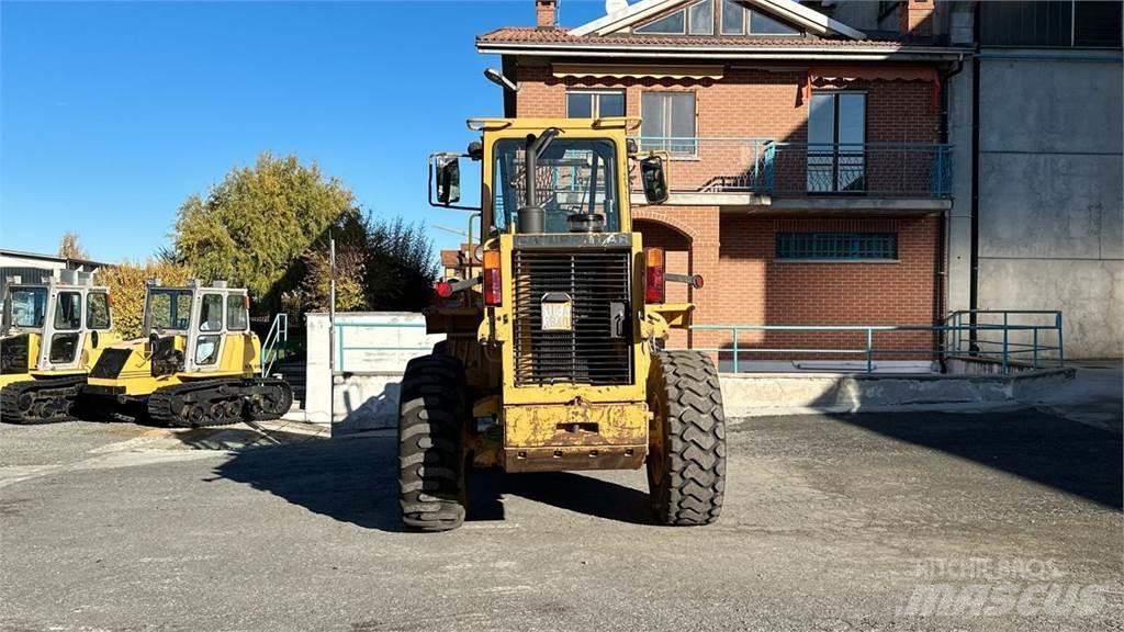 CAT 916 Læssemaskiner på hjul