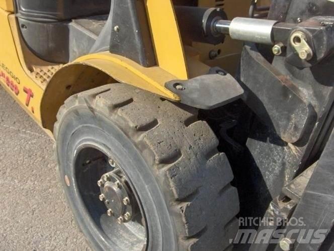 CAT DP30N Diesel gaffeltrucks