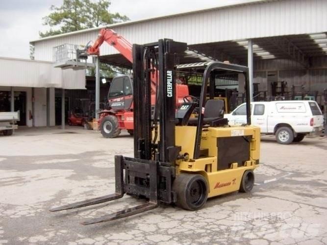 CAT M100D El gaffeltrucks