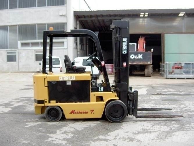 CAT M100D El gaffeltrucks