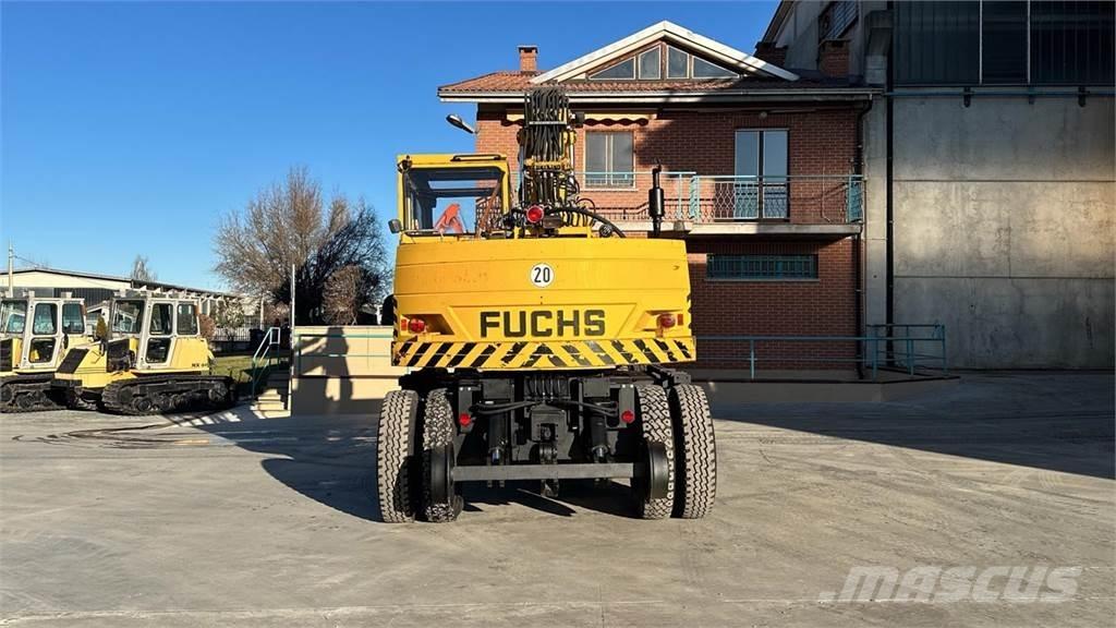 Fuchs MHB 230 ZW 4x4 Gravemaskiner på hjul