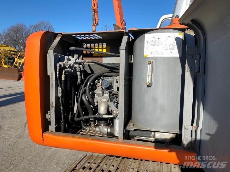 Hitachi EX100-5 Midi-gravemaskiner 7t - 12t