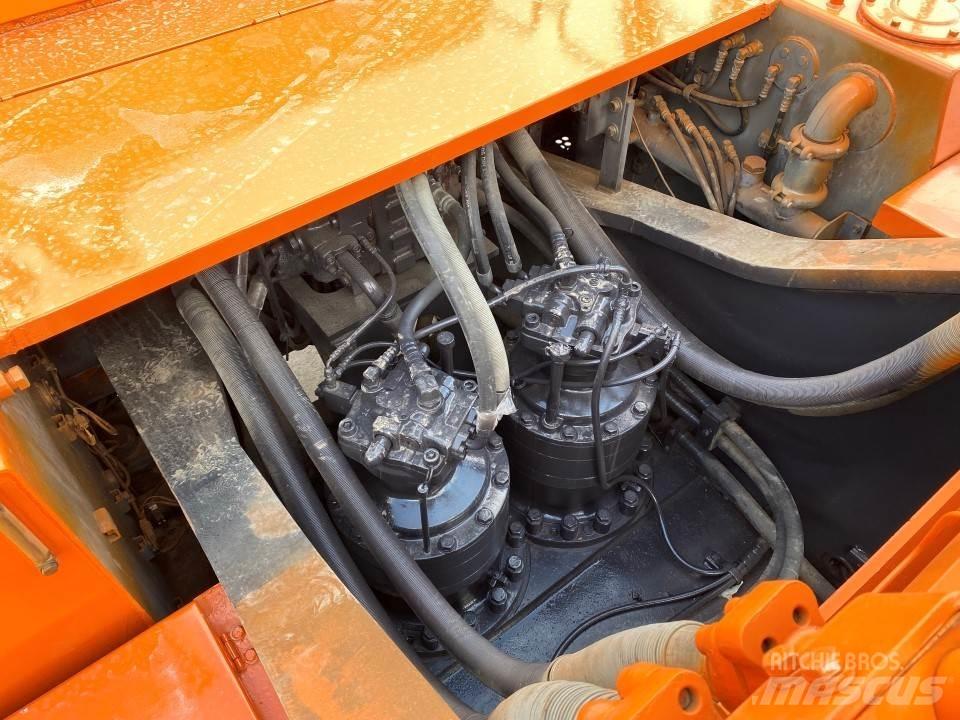 Hitachi EX800 Gravemaskiner på larvebånd