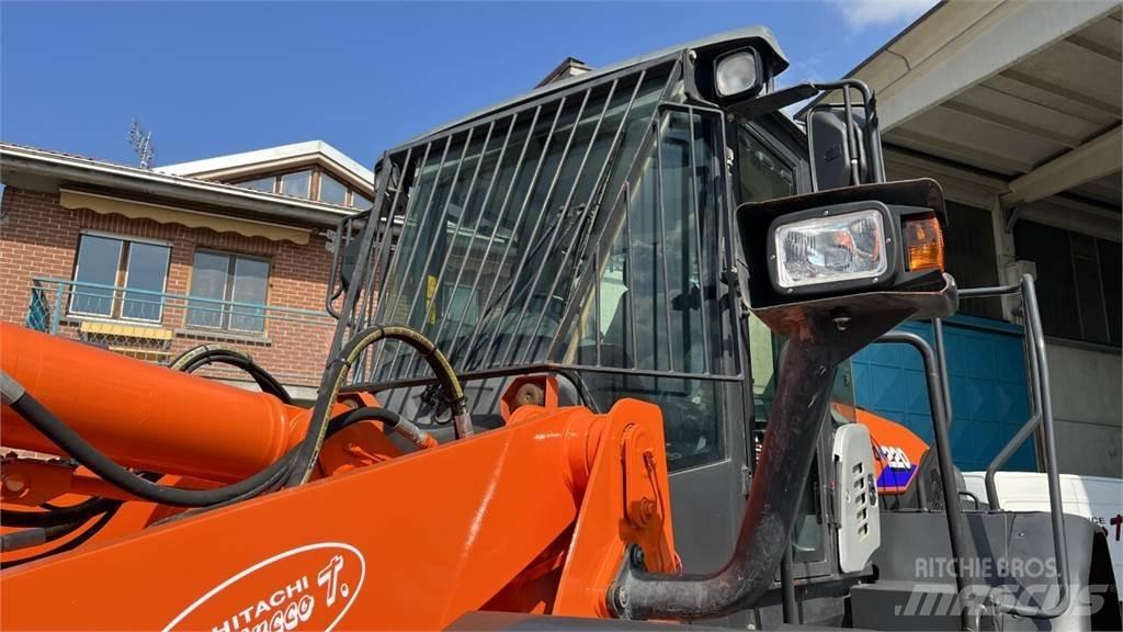 Hitachi ZW220-5B Læssemaskiner på hjul