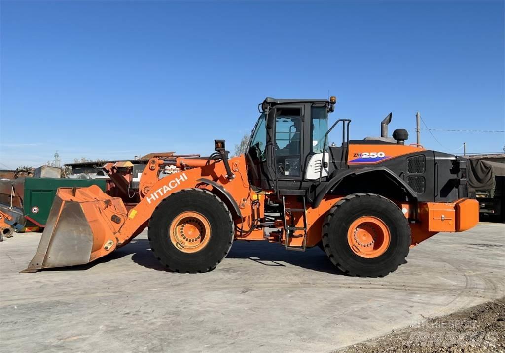 Hitachi ZW250-6 Læssemaskiner på hjul