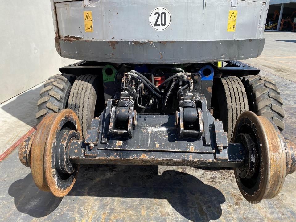 Hitachi ZX170PRR Gravemaskiner på hjul