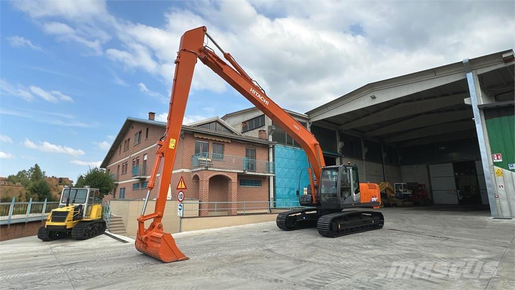 Hitachi ZX210LC-3 SLF Gravemaskiner på larvebånd
