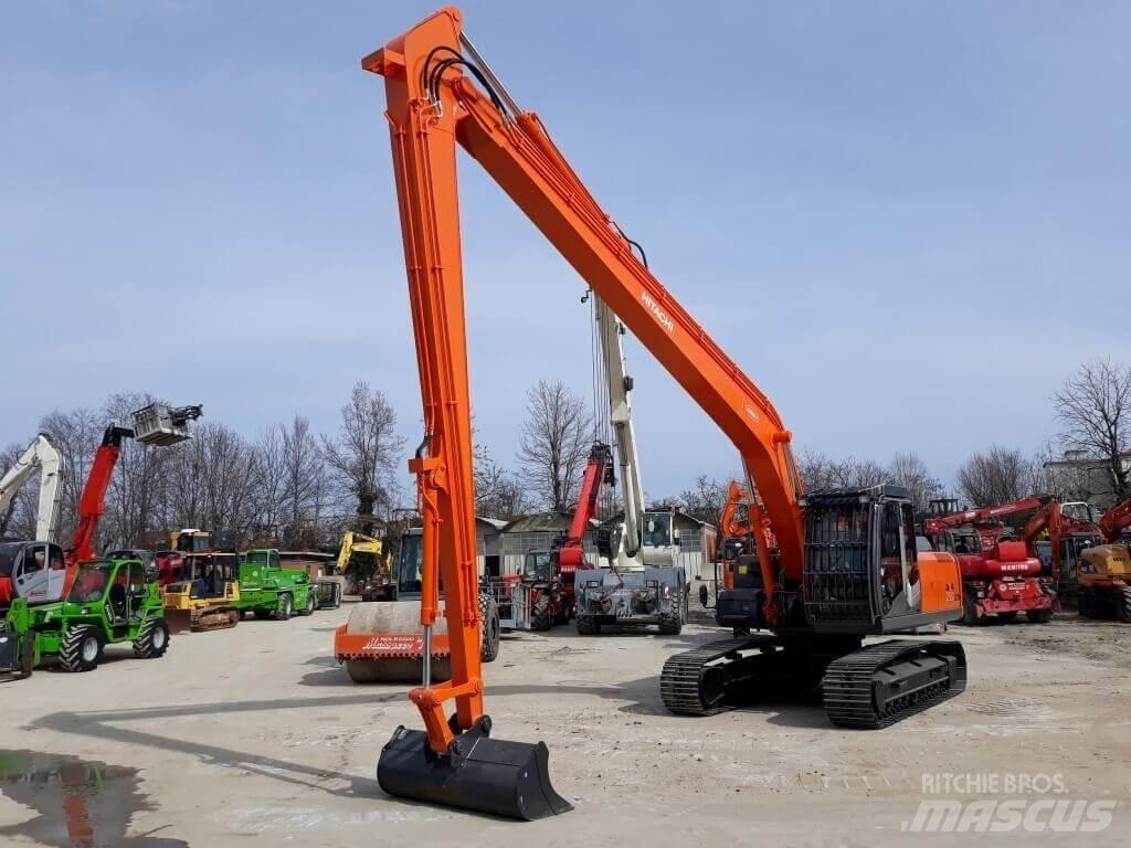 Hitachi ZX250LCN -3 SLF Gravemaskiner på larvebånd