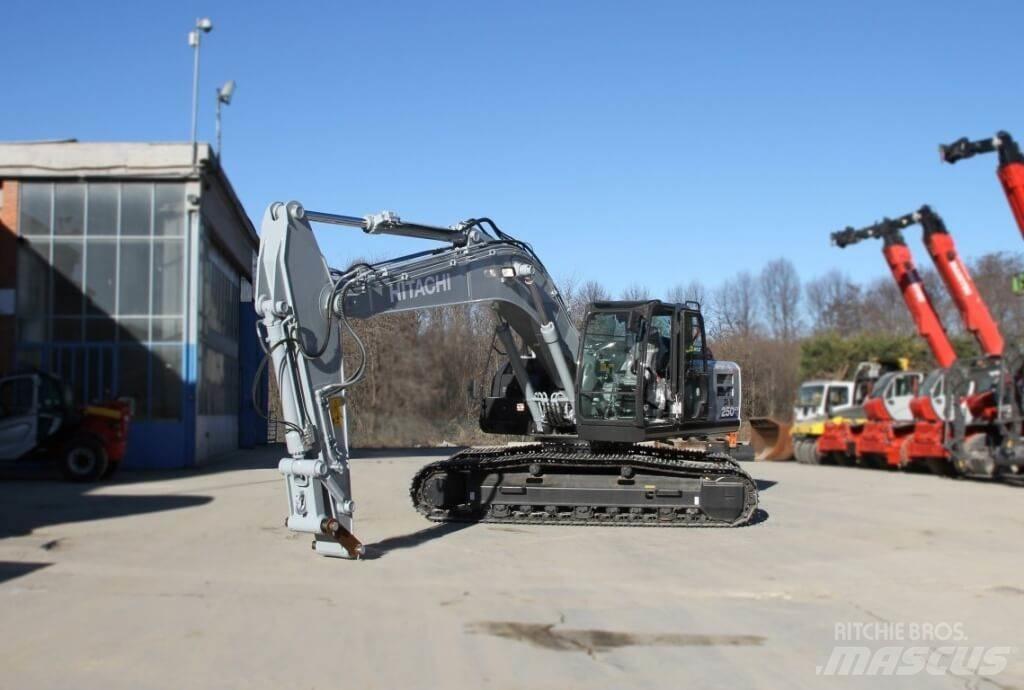 Hitachi ZX250LCN-6 Gravemaskiner til skovbrug