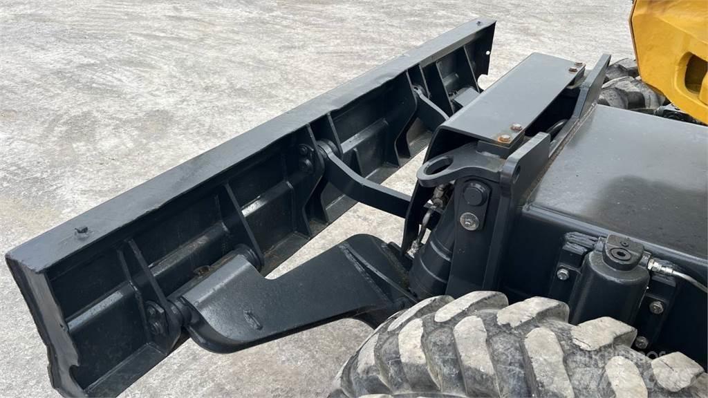 Komatsu PW118MR-11 Gravemaskiner på hjul