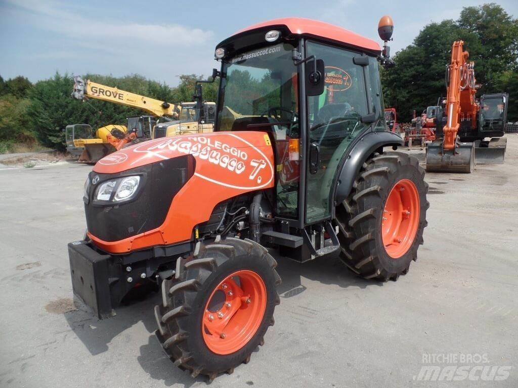 Kubota M8540N Sneskovle og -plove