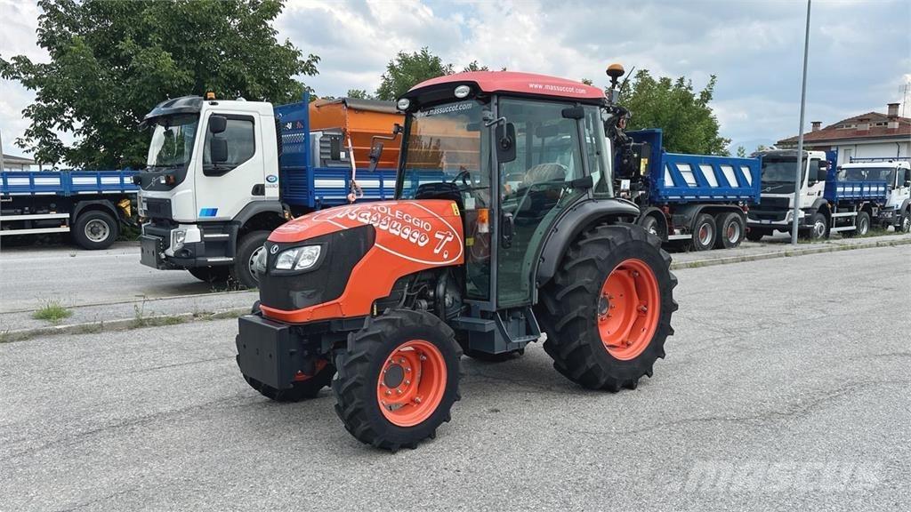 Kubota M8540N 4X4 Sneskovle og -plove