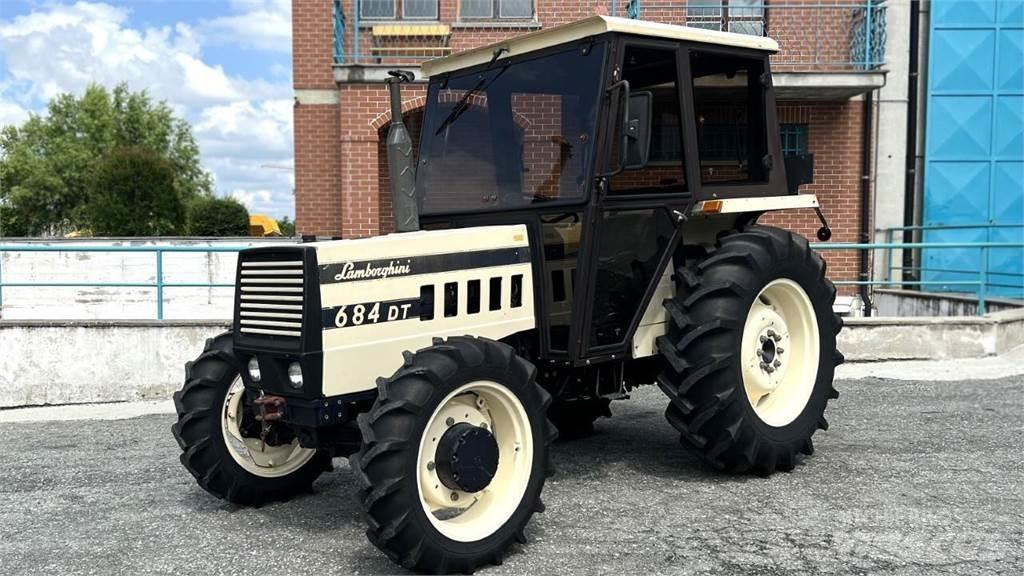 Lamborghini 684 DT Sneskovle og -plove