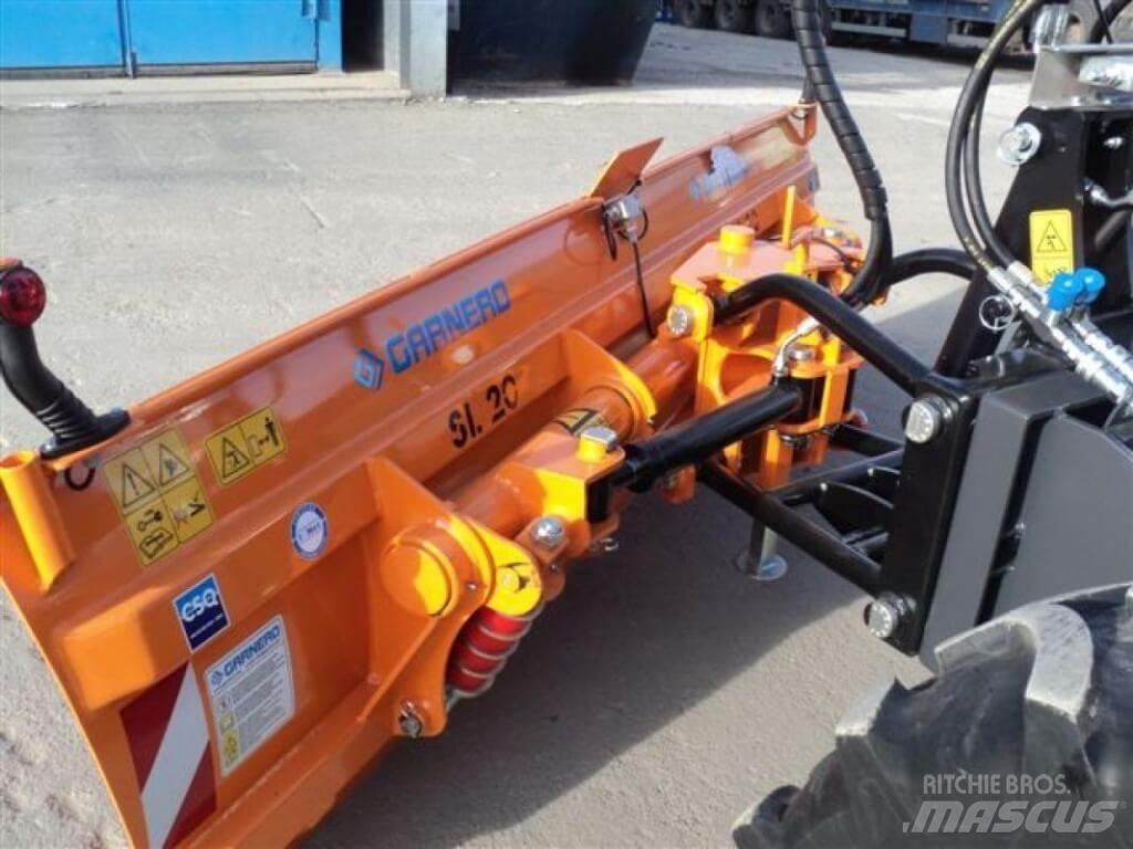 Landini Rex 85 Sneskovle og -plove