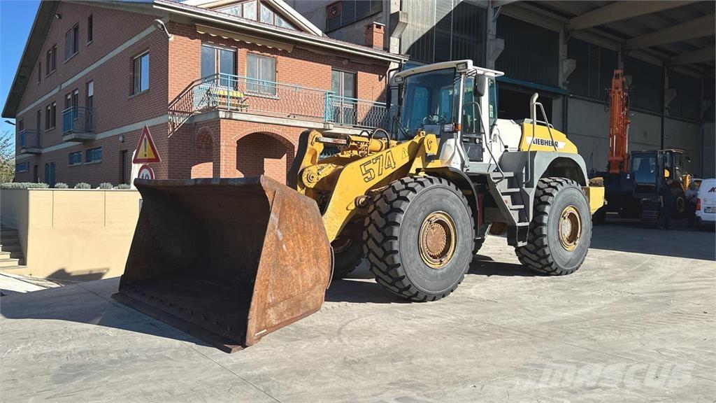 Liebherr L574 Læssemaskiner på hjul