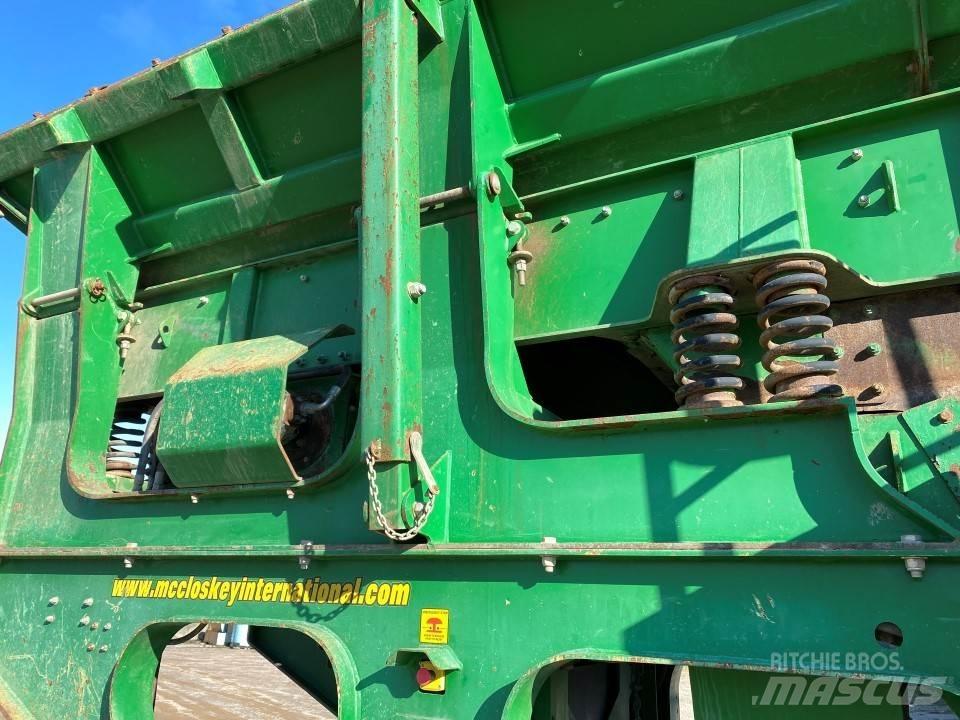 McCloskey J40 V2 Møller/Kværne