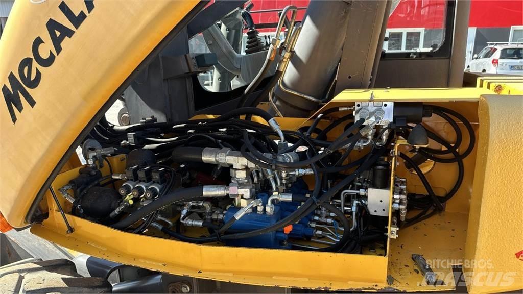 Mecalac 10MSX 4X4 Gravemaskiner på hjul