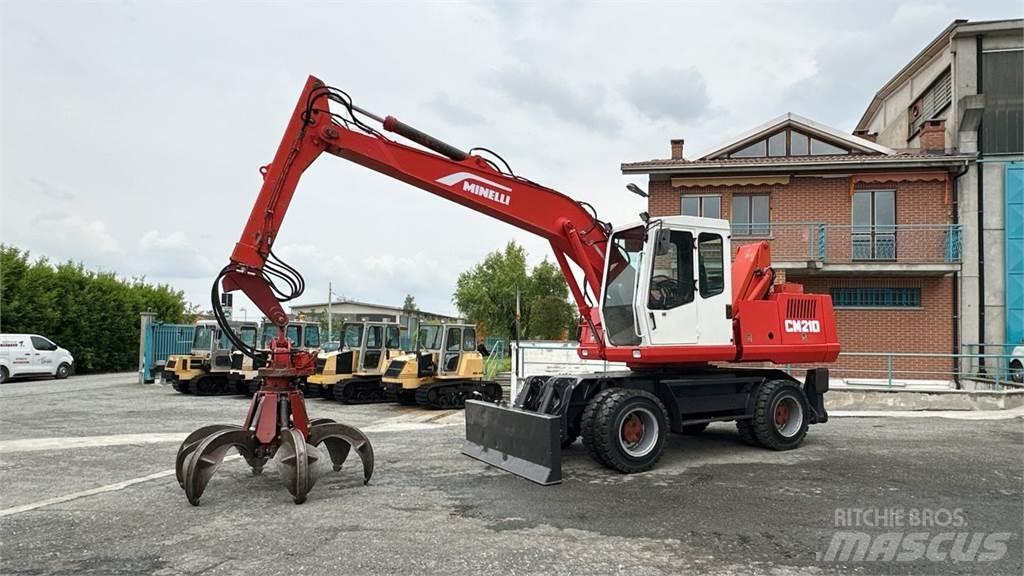 Minelli CM210 Gravemaskiner på hjul