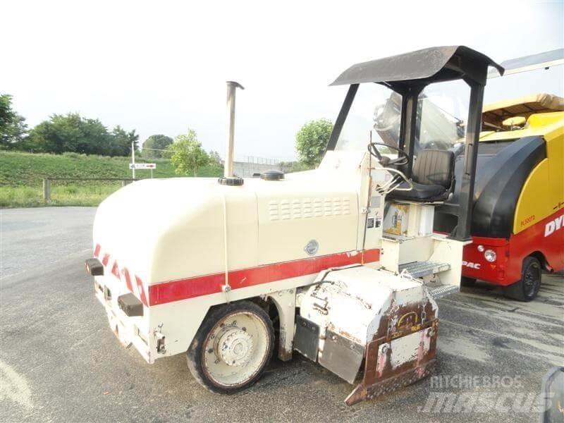 Roadtec RX-10 123 Asfaltudlæggere