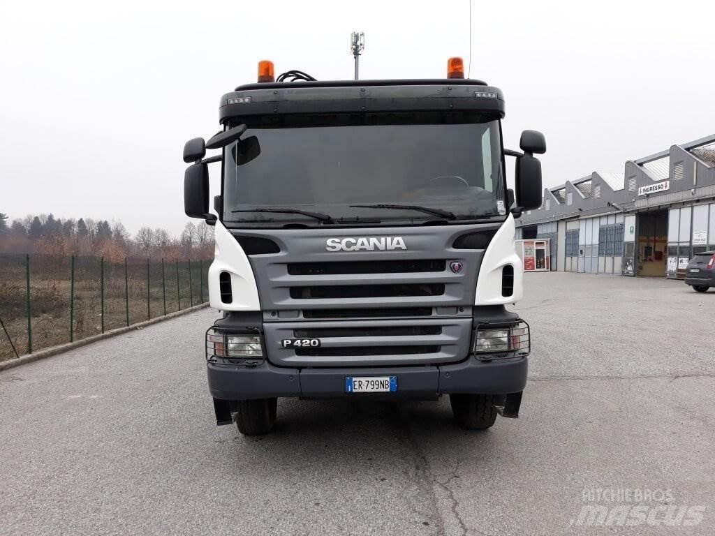 Scania P420 8X4 Andre lastbiler