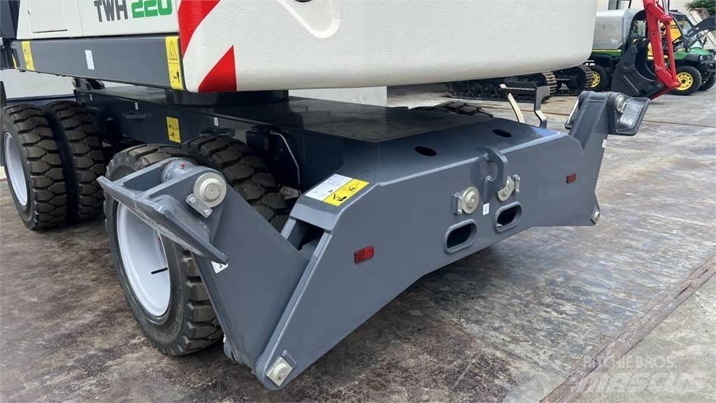 Terex TWH 220 S5 Gravemaskiner på hjul