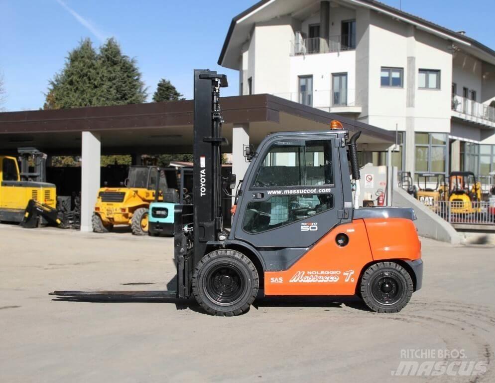 Toyota 40-8FD45N Diesel gaffeltrucks
