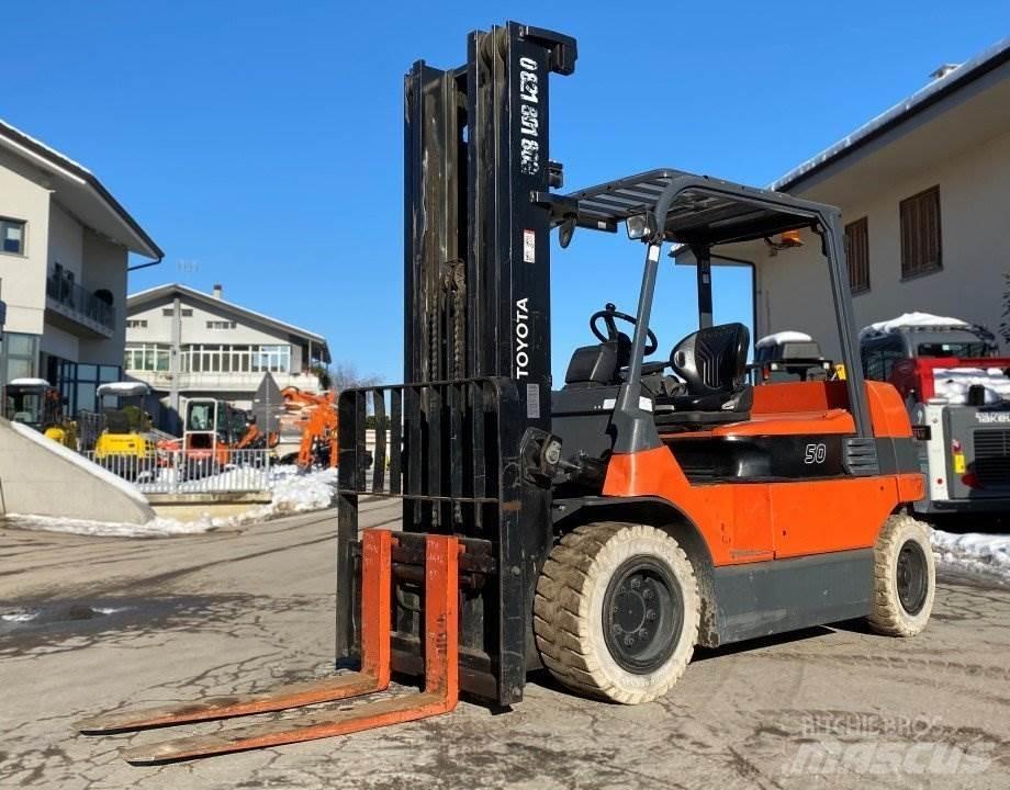Toyota 7FBMF50 El gaffeltrucks