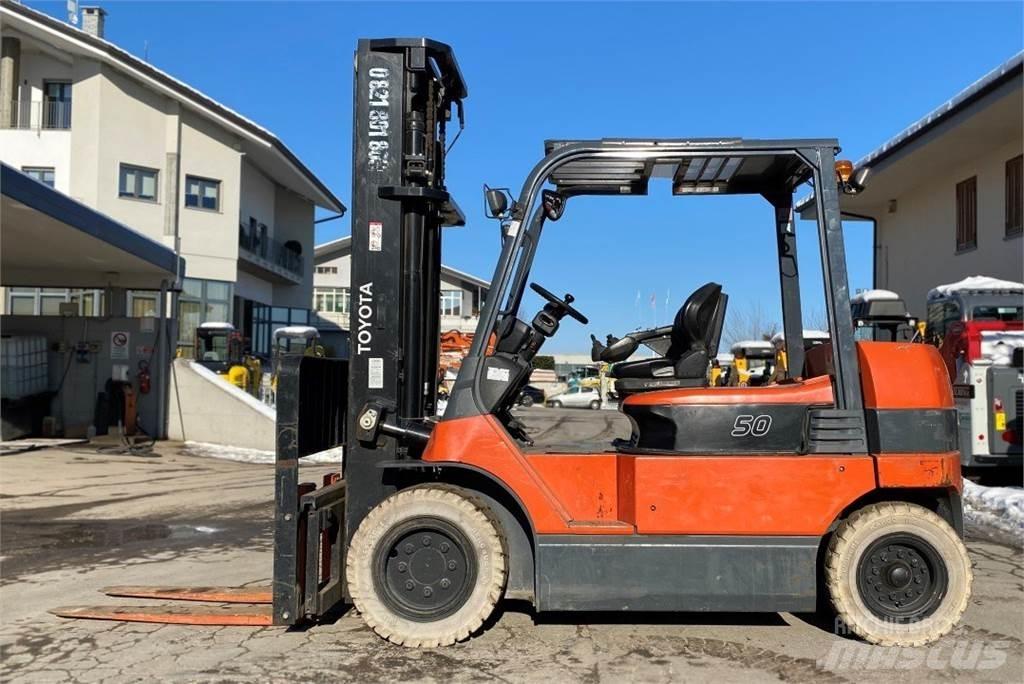 Toyota 7FBMF50 El gaffeltrucks