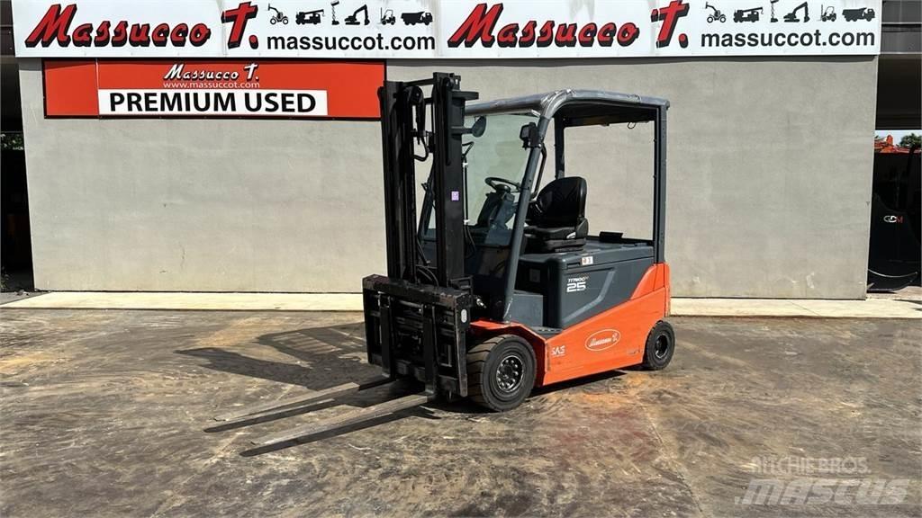Toyota 8FBMT25 El gaffeltrucks