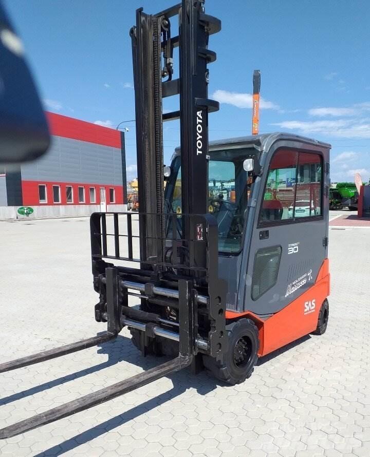 Toyota 8FBMT30 El gaffeltrucks