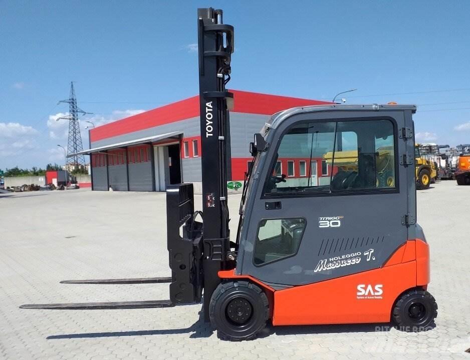 Toyota 8FBMT30 El gaffeltrucks