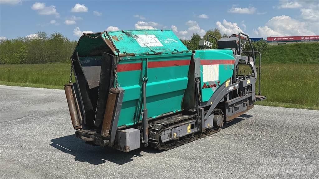Vögele Super 800 Asfaltudlæggere