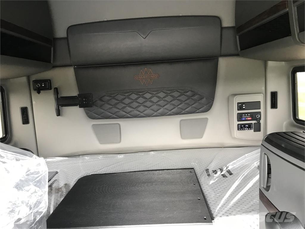 International HX Trækkere