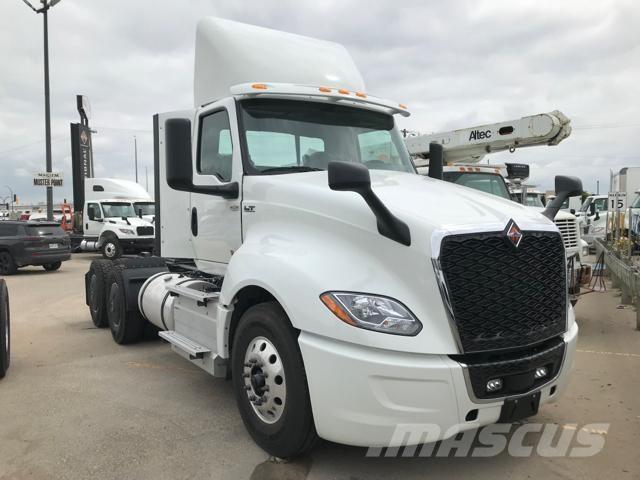 International LT Trækkere