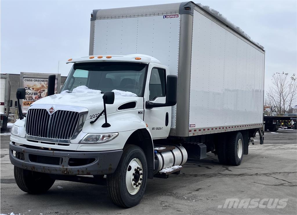 International MV Fast kasse